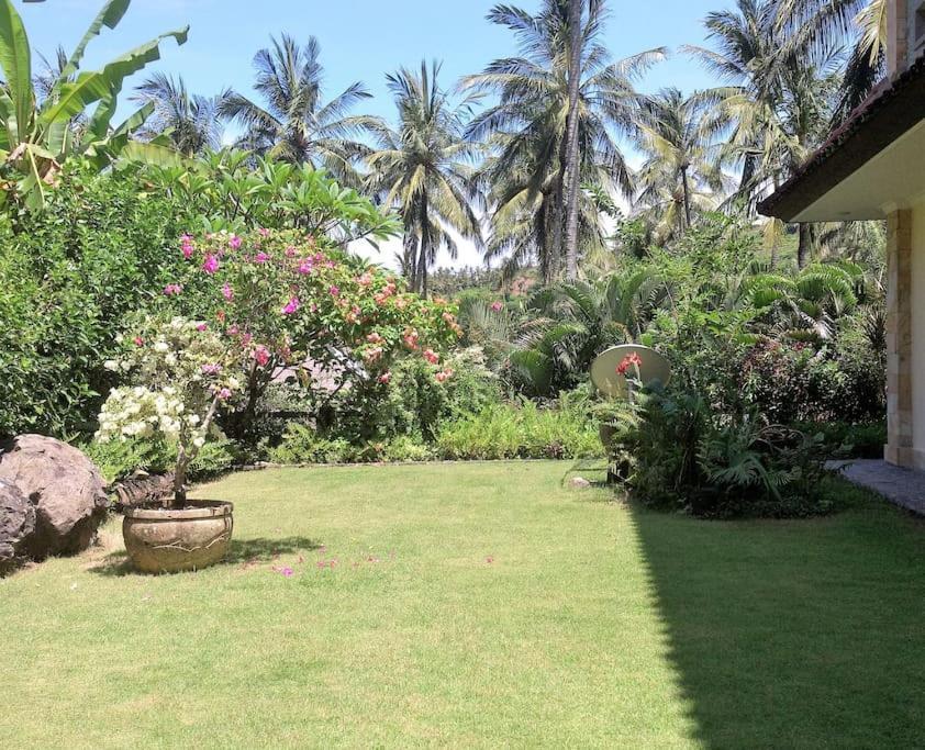 Villa 7, Secret Garden, Kerandangan, Near Senggigi Mataram Exterior foto