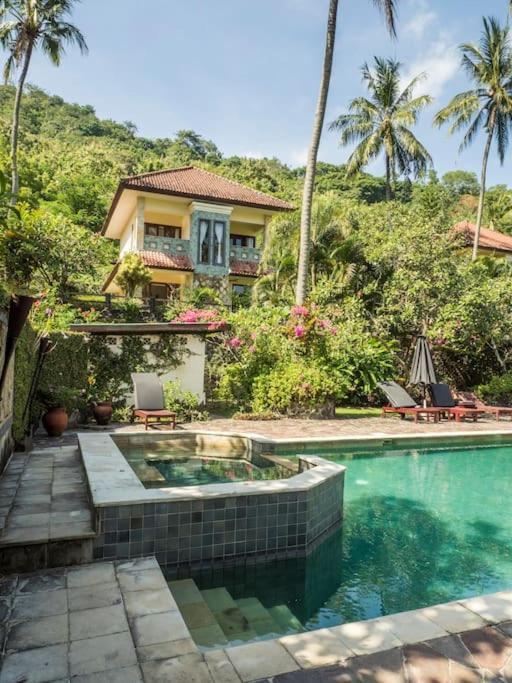 Villa 7, Secret Garden, Kerandangan, Near Senggigi Mataram Exterior foto